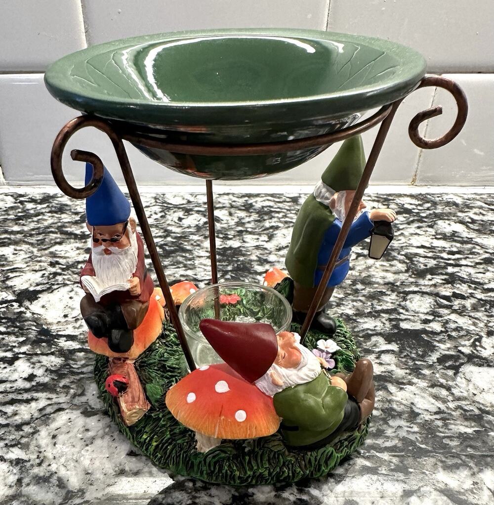 Vtg Rare Gnome & Mushroom Yankee Candle Tea-light Wax Warmer